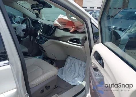 2021 Chrysler Pacifica Touring L Awd from USA, damaged, VIN 2C4RC3BG0MR590724